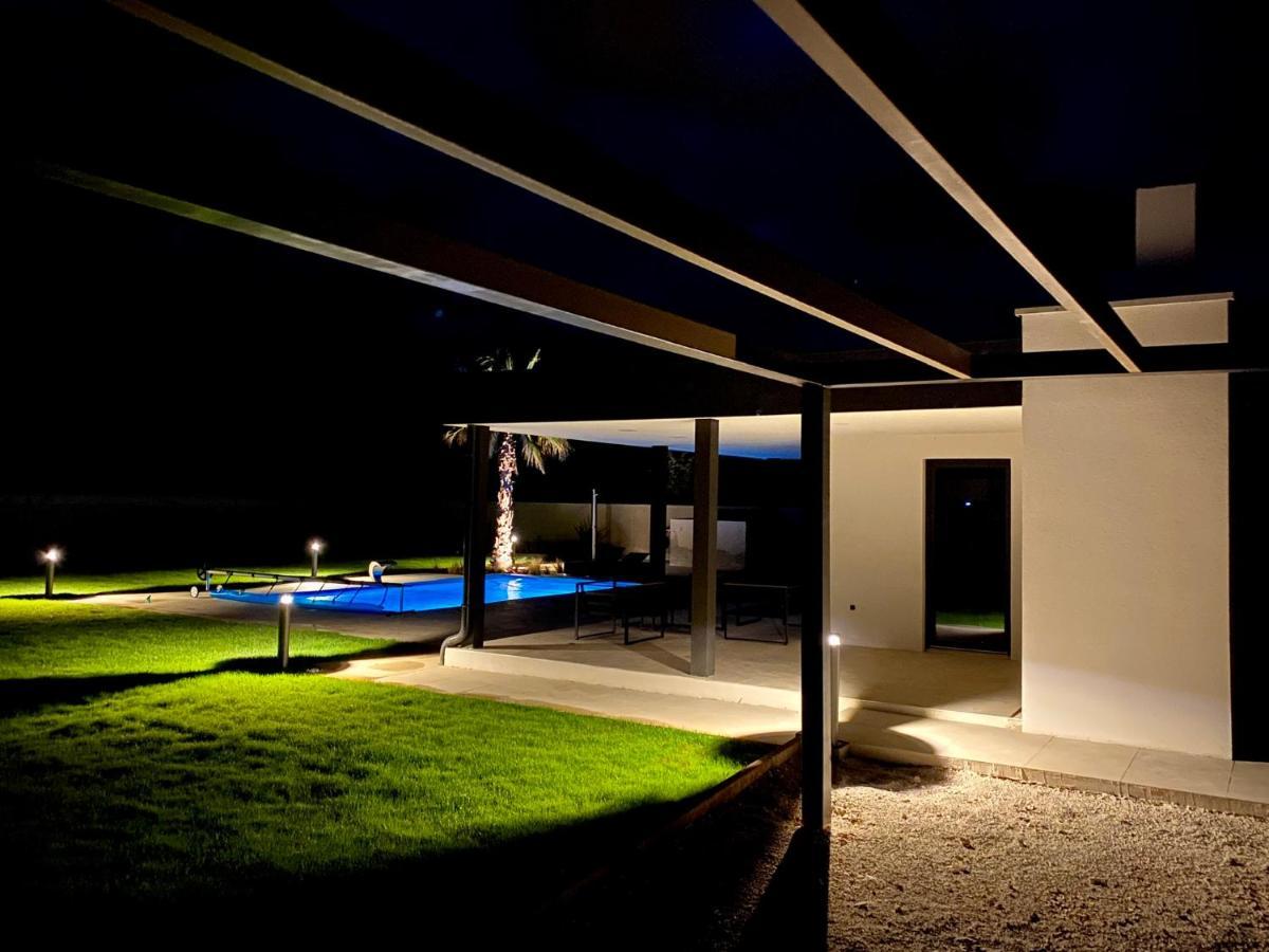 Villa Eni Medulin Sisan Heated Pool Buitenkant foto